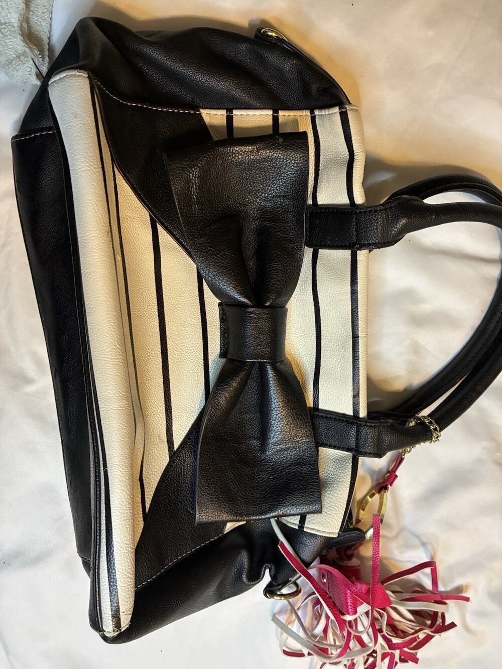 betsey johnson handbags large